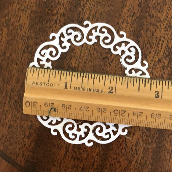 NIP -3- Thinlites metal dies scrapbooking card making craft dies - Picture 7 of 8